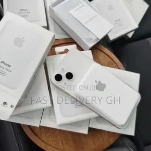 Apple 5000mah Portable Magnetic Wireless Power Bank.