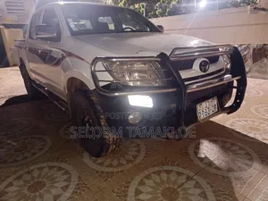 Toyota Hilux 2.7 VVT-i 4X4 SRX 2009 White