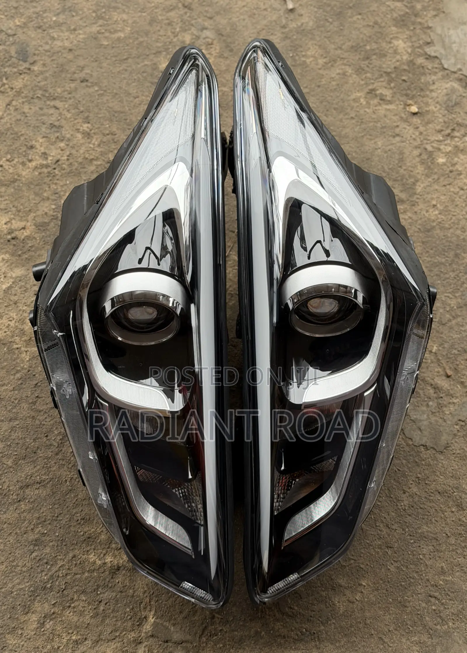 Hyundai Santafe 2017-2019 Headlights