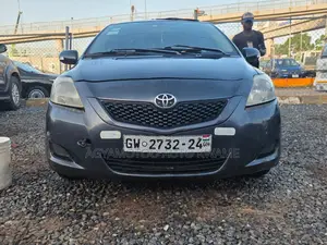 Toyota Belta 2010 Blue
