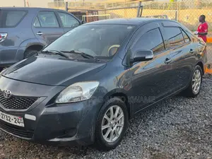 Toyota Belta 2010 Blue