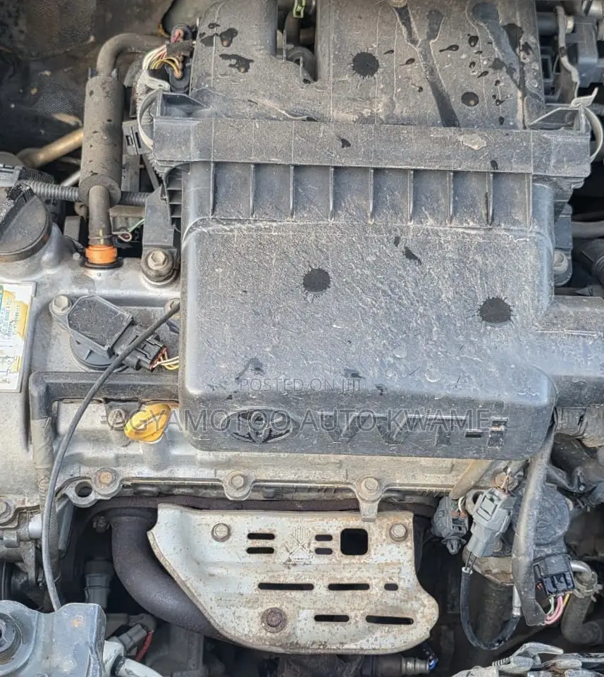 Toyota Belta 2010 Blue
