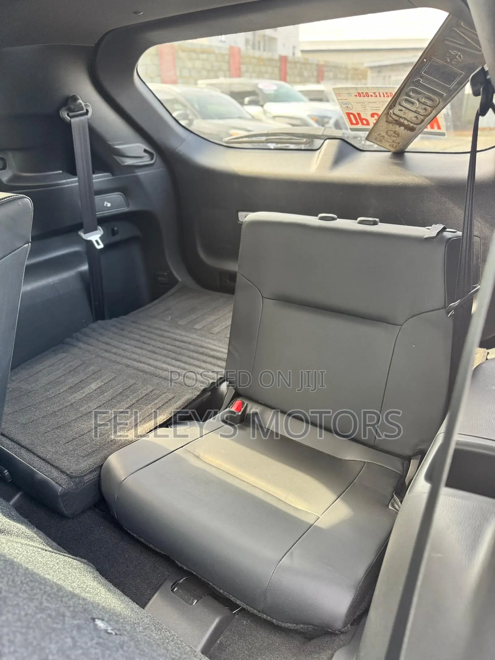 Mitsubishi Outlander SE Launch Edition 2022 Silver