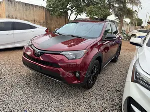 Toyota RAV4 2018 Burgundy