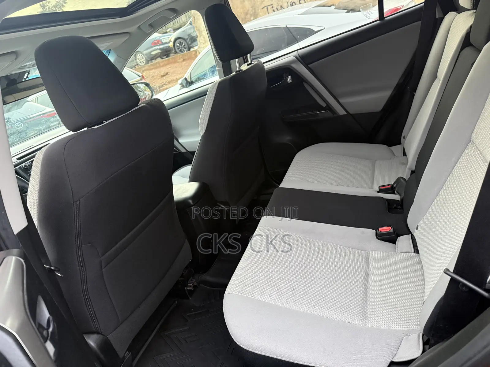 Toyota RAV4 2018 Burgundy