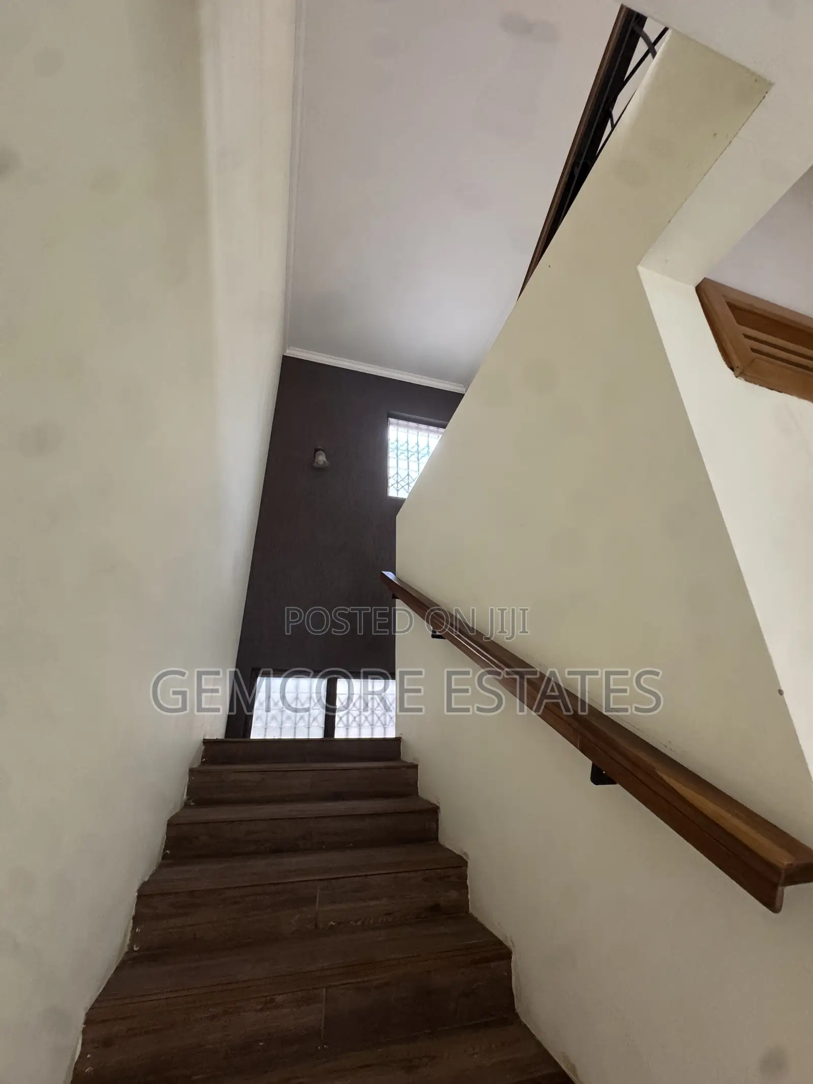 4bdrm House in Adjiringanor, Adjiriganor for rent