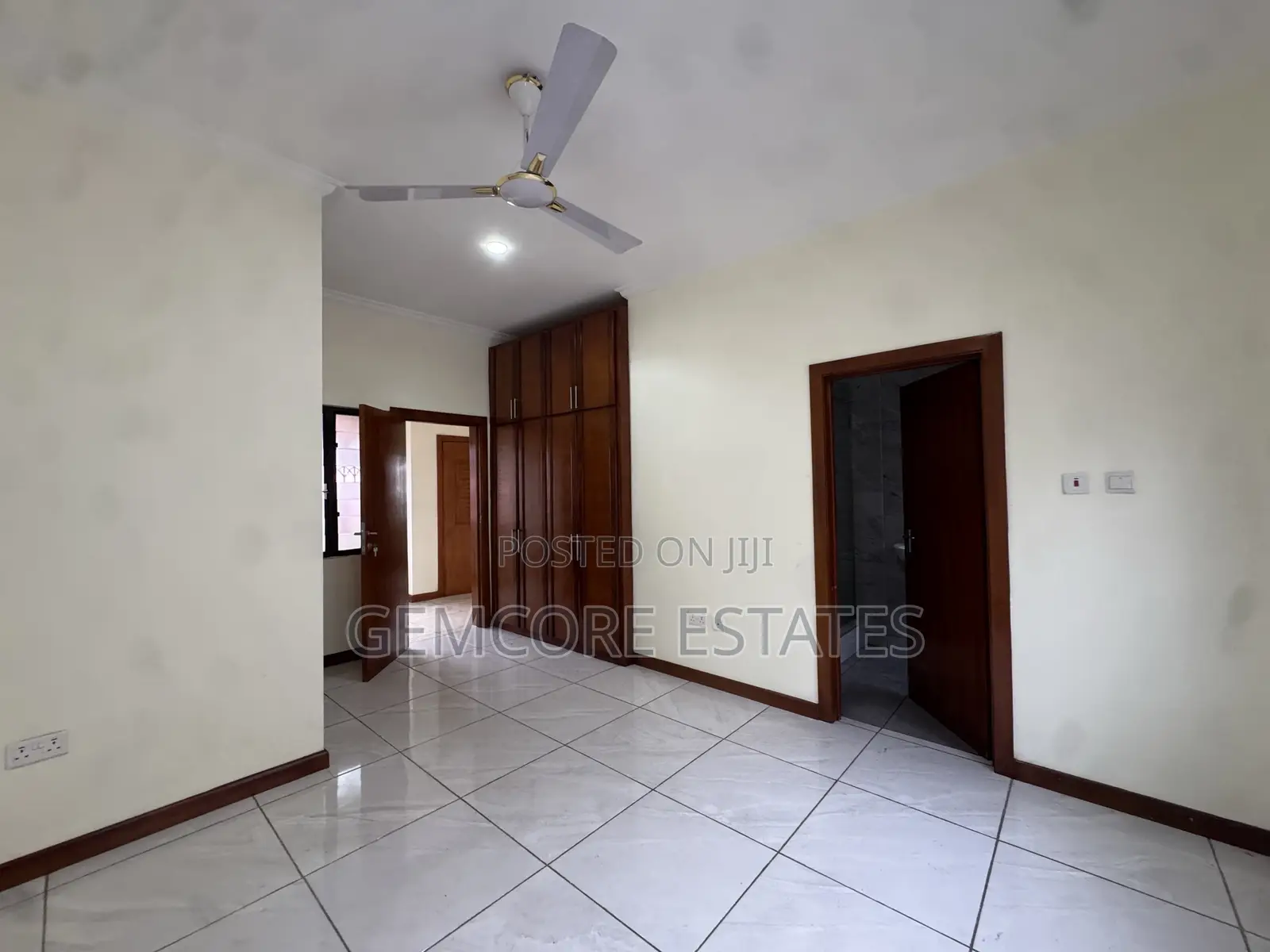 4bdrm House in Adjiringanor, Adjiriganor for rent