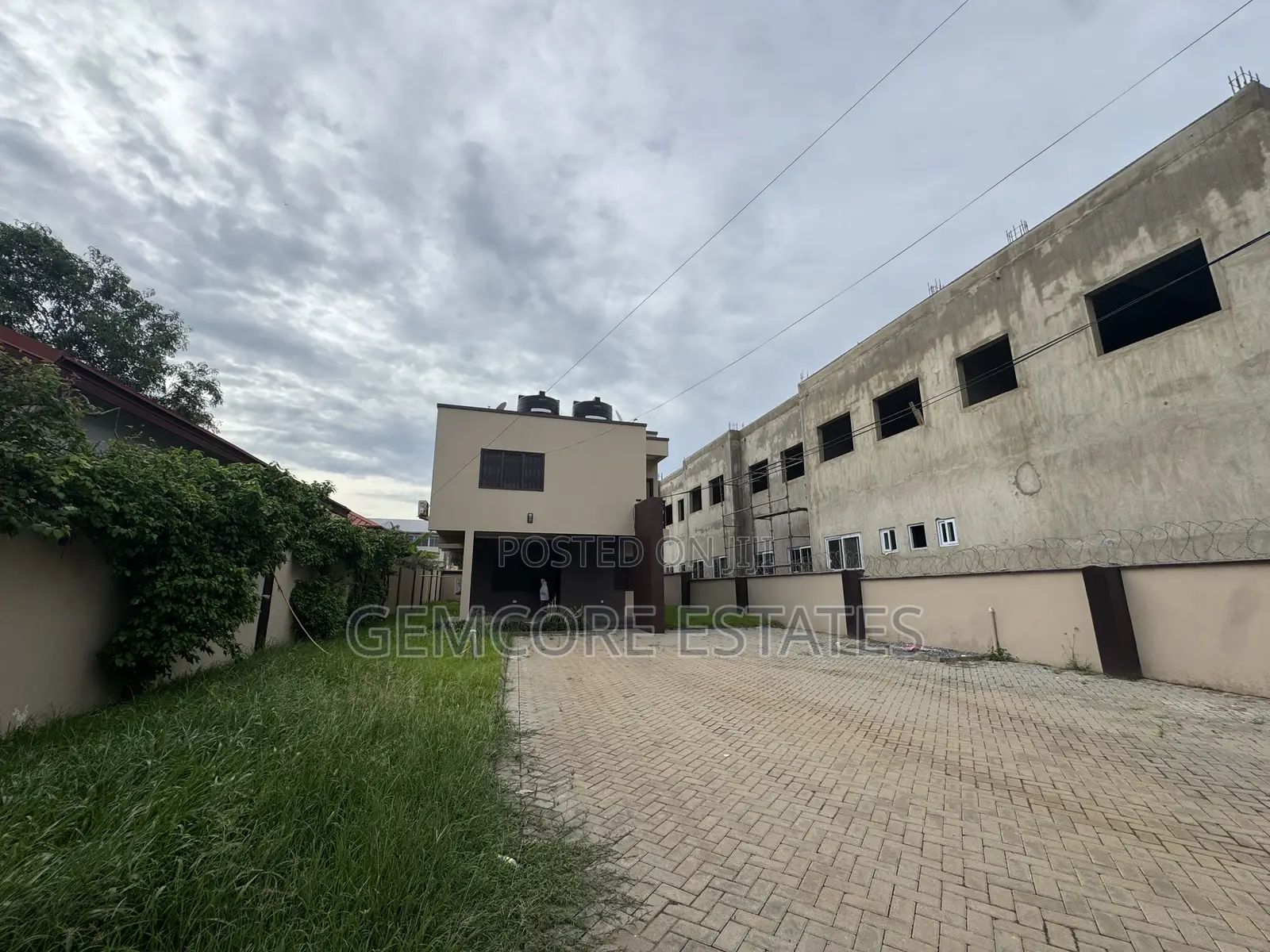 4bdrm House in Adjiringanor, Adjiriganor for rent