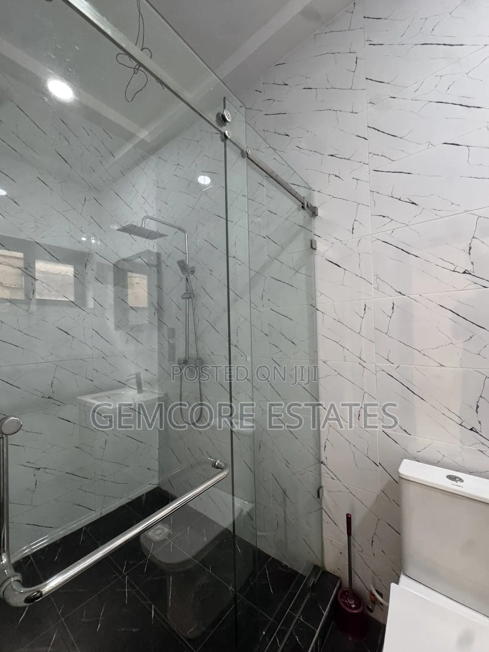 4bdrm House in Adjiringanor, Adjiriganor for rent