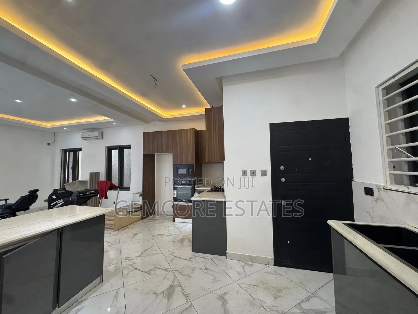 4bdrm House in Adjiringanor, Adjiriganor for rent