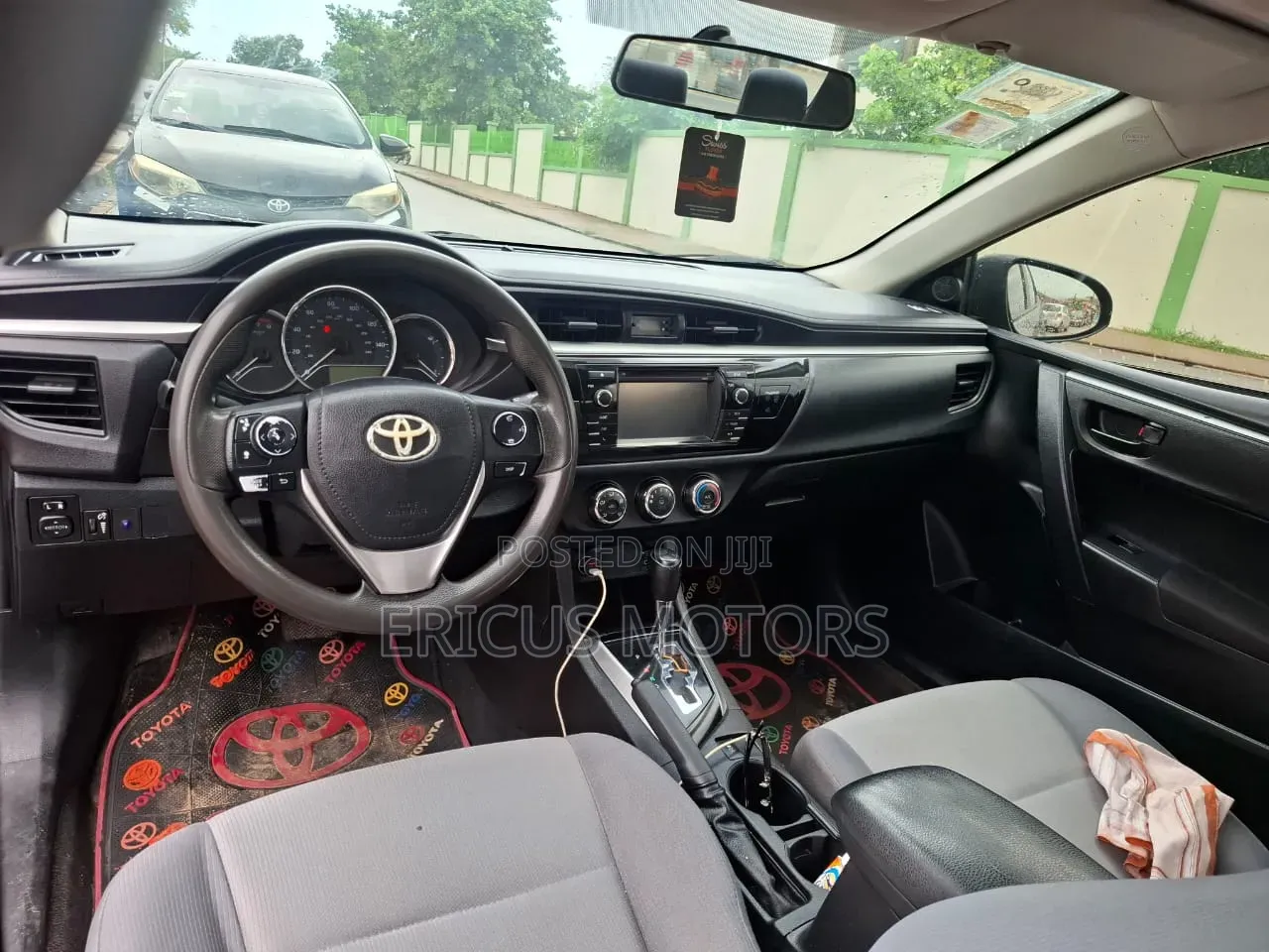 Toyota Corolla LE 4dr Sedan (1.8L 4cyl CVT) 2016 Blue