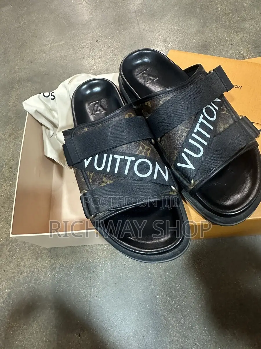 Louis Vuitton Honolulu Mule Sandals