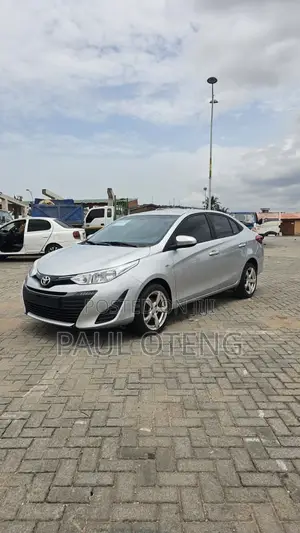 Toyota Vios 2021 Silver