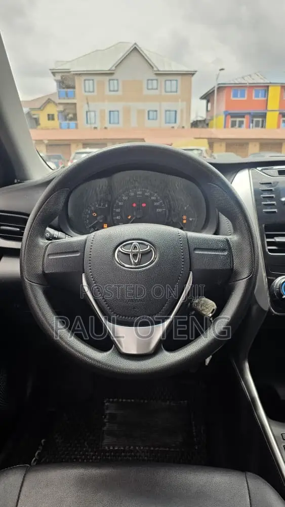 Toyota Vios 2021 Silver