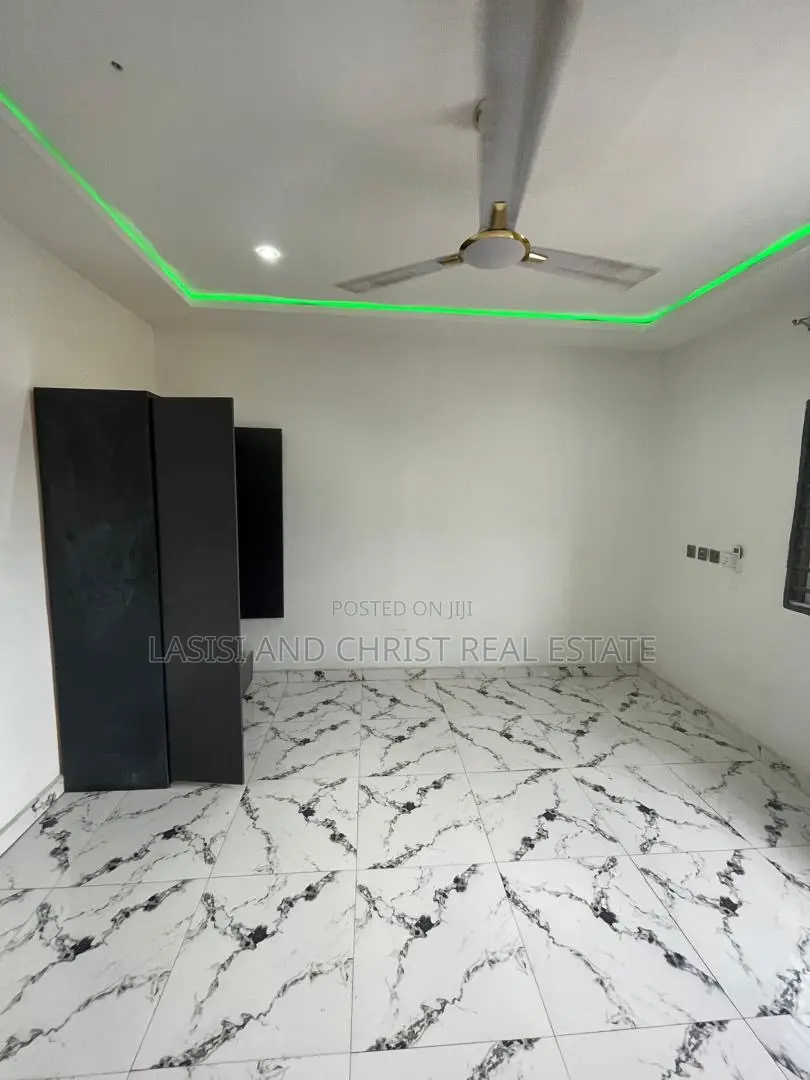 2bdrm Apartment in Lasisi And Christ, Kwabenya for rent
