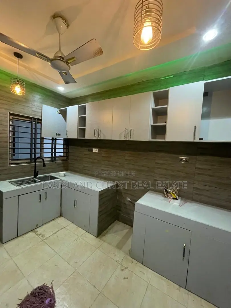 2bdrm Apartment in Lasisi And Christ, Kwabenya for rent