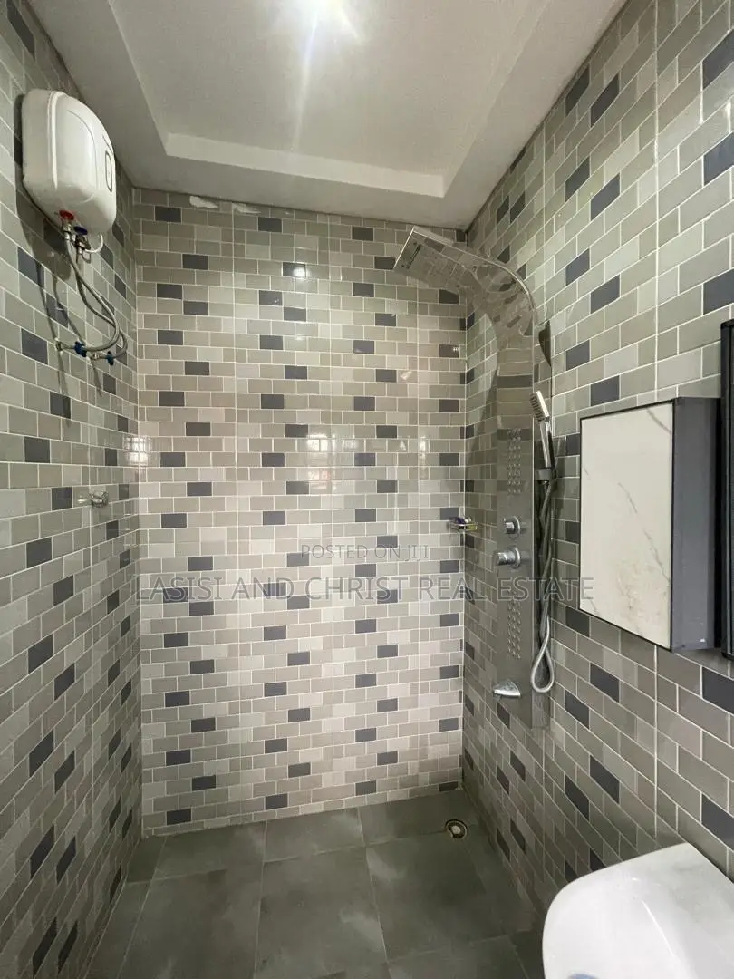 2bdrm Apartment in Lasisi And Christ, Kwabenya for rent