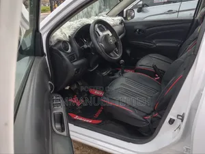 Nissan Versa 1.6 SV 2013 White