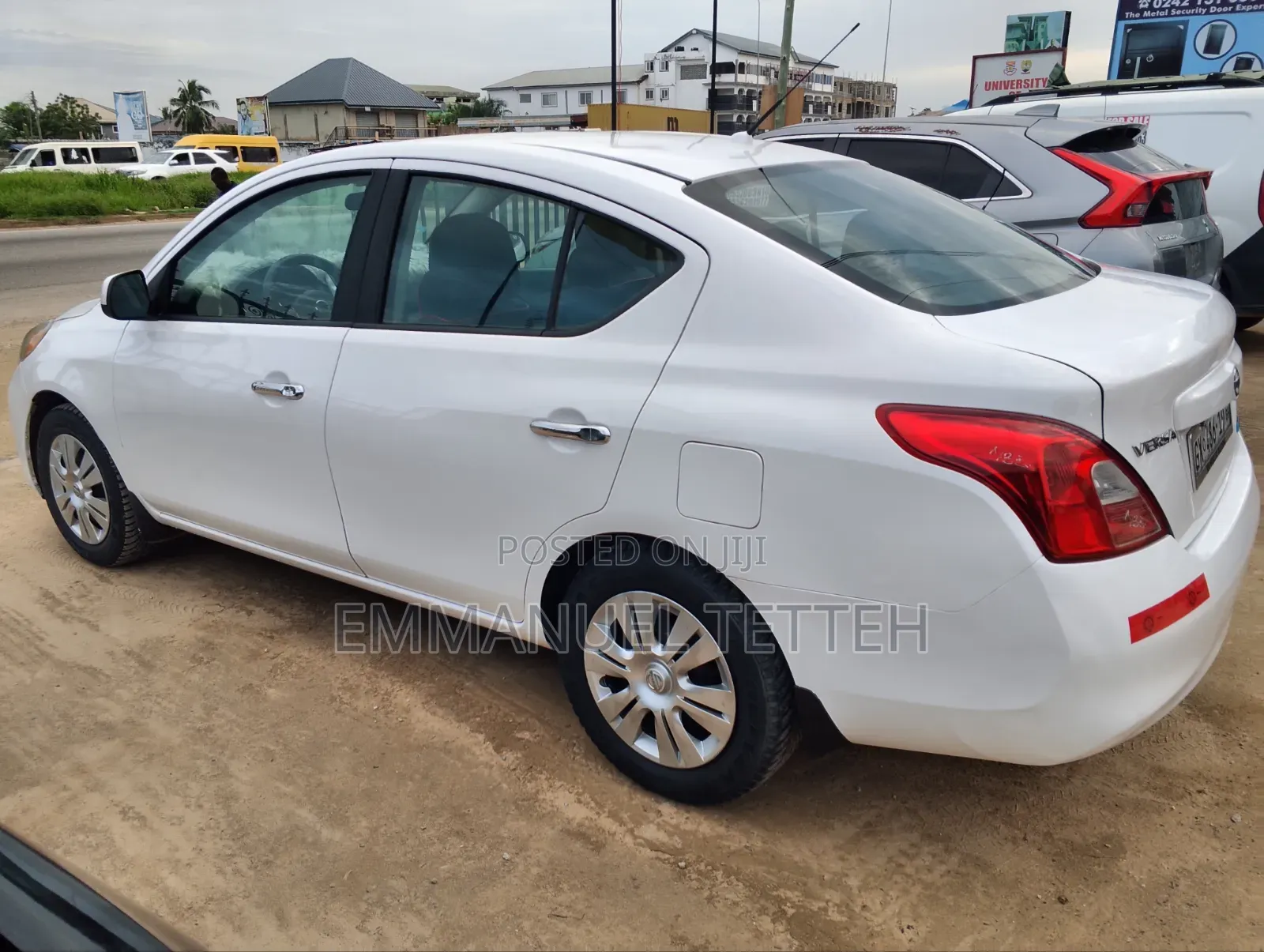 Nissan Versa 1.6 SV 2013 White