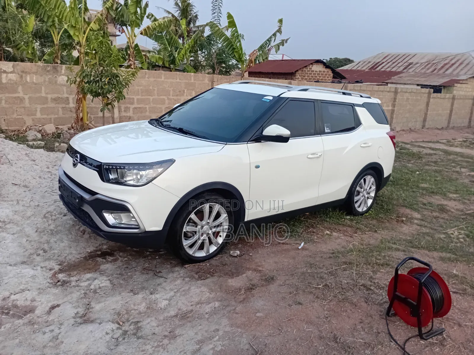 SsangYong Rodius 2017 White