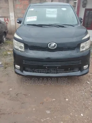 Toyota Voxy 2024 Black