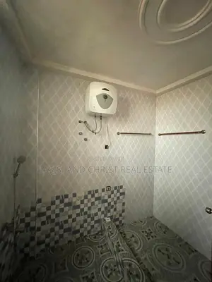 2bdrm Apartment in Lasisi And Christ, Kwabenya for rent