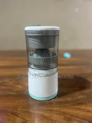 Fruit Mini Juicer Chargeable