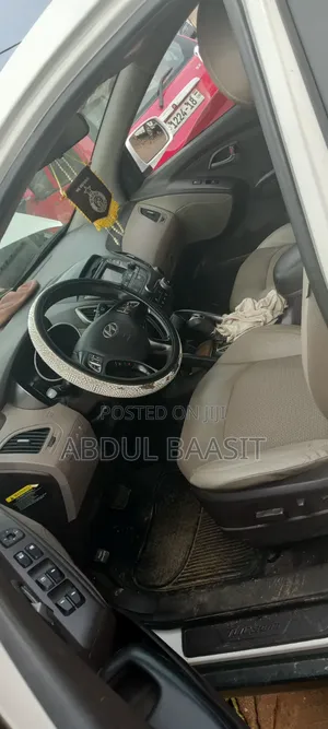 Hyundai Tucson Limited AWD 2015 White