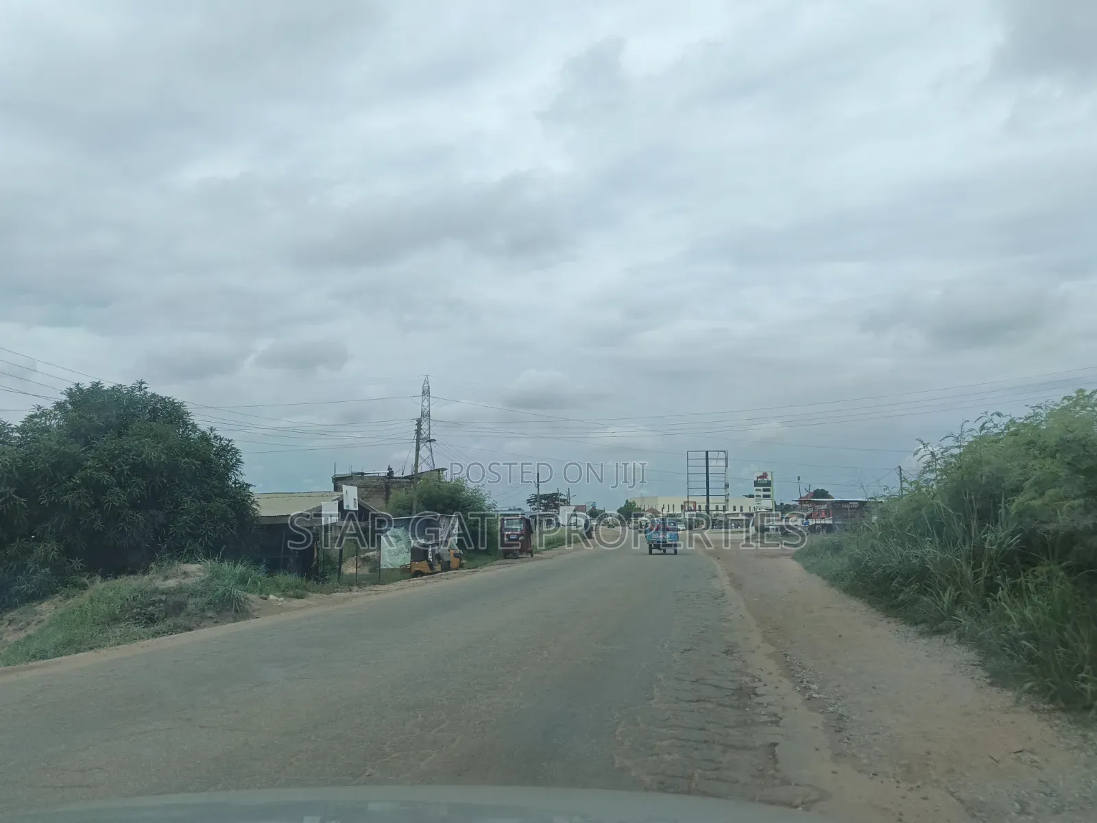 Plot for Sale Road Side Commercial