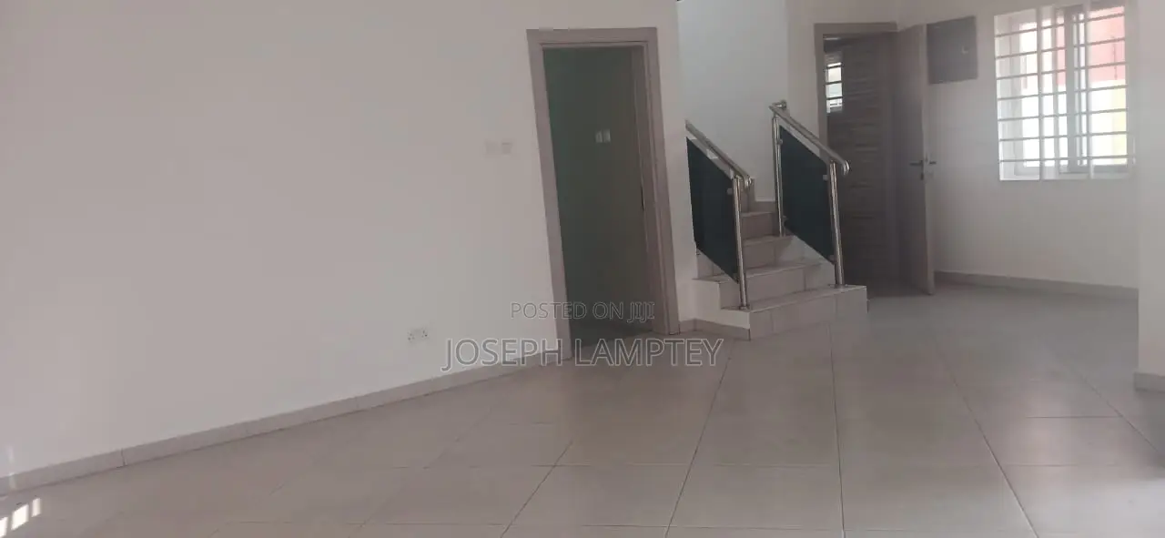5bdrm Duplex in Joseph Lamptey, Manet Junction for rent