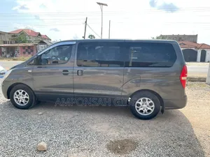 Hyundai Starex 2016 Grey