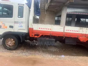 Hyundai 5 Ton (8 Holes)