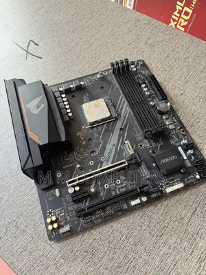 Aorus B550 Elite Motherboard + Ryzen 7 5800x