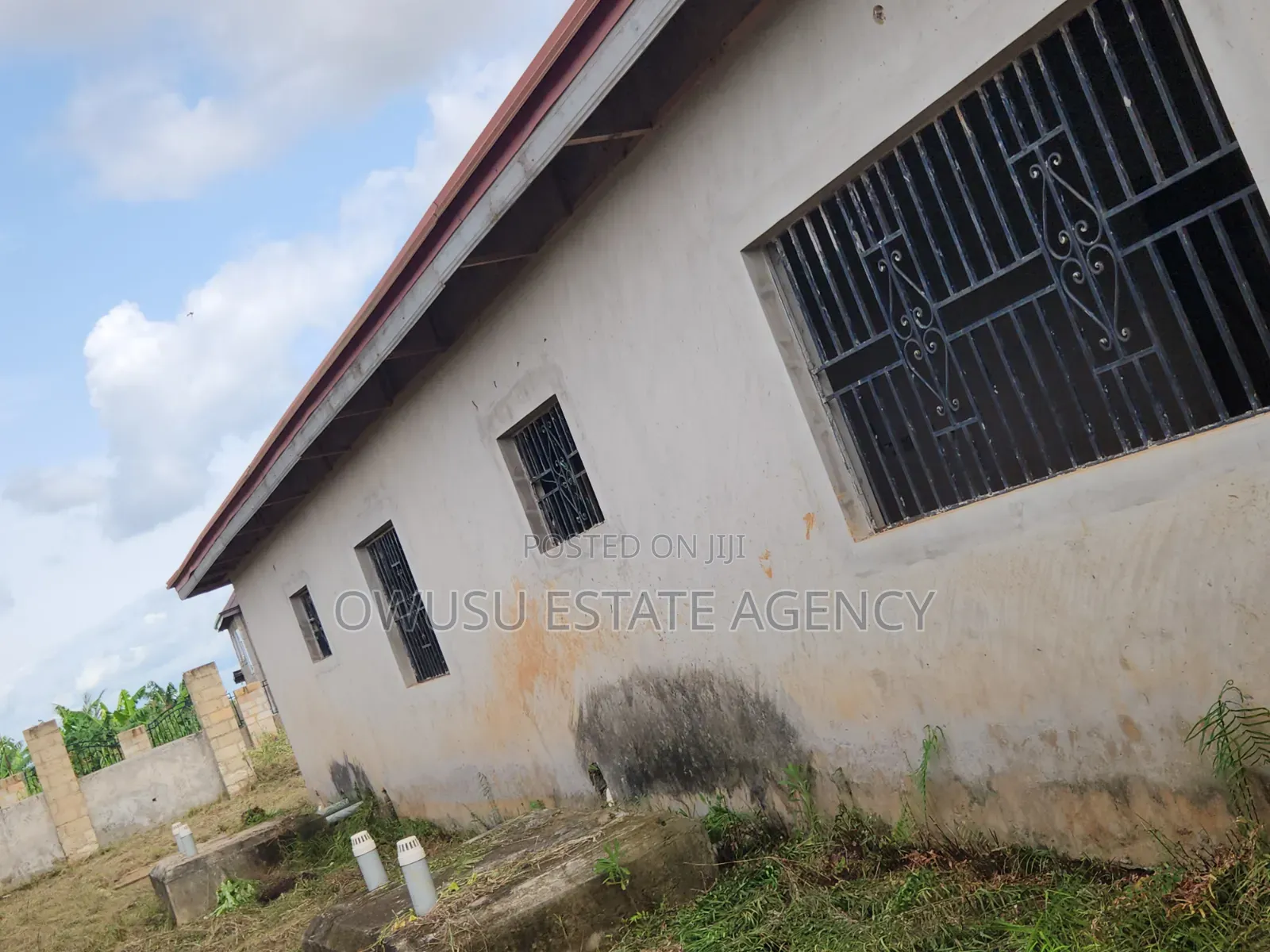 6bdrm House in Santasi Kokobeng, Kumasi Metropolitan for sale