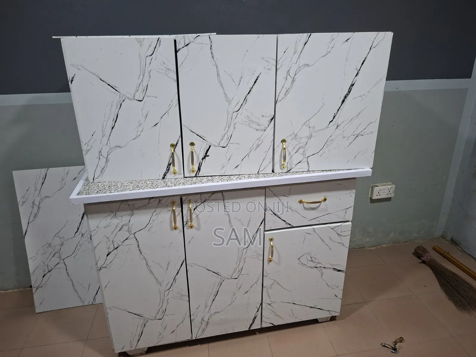 Kitchen Cabinet