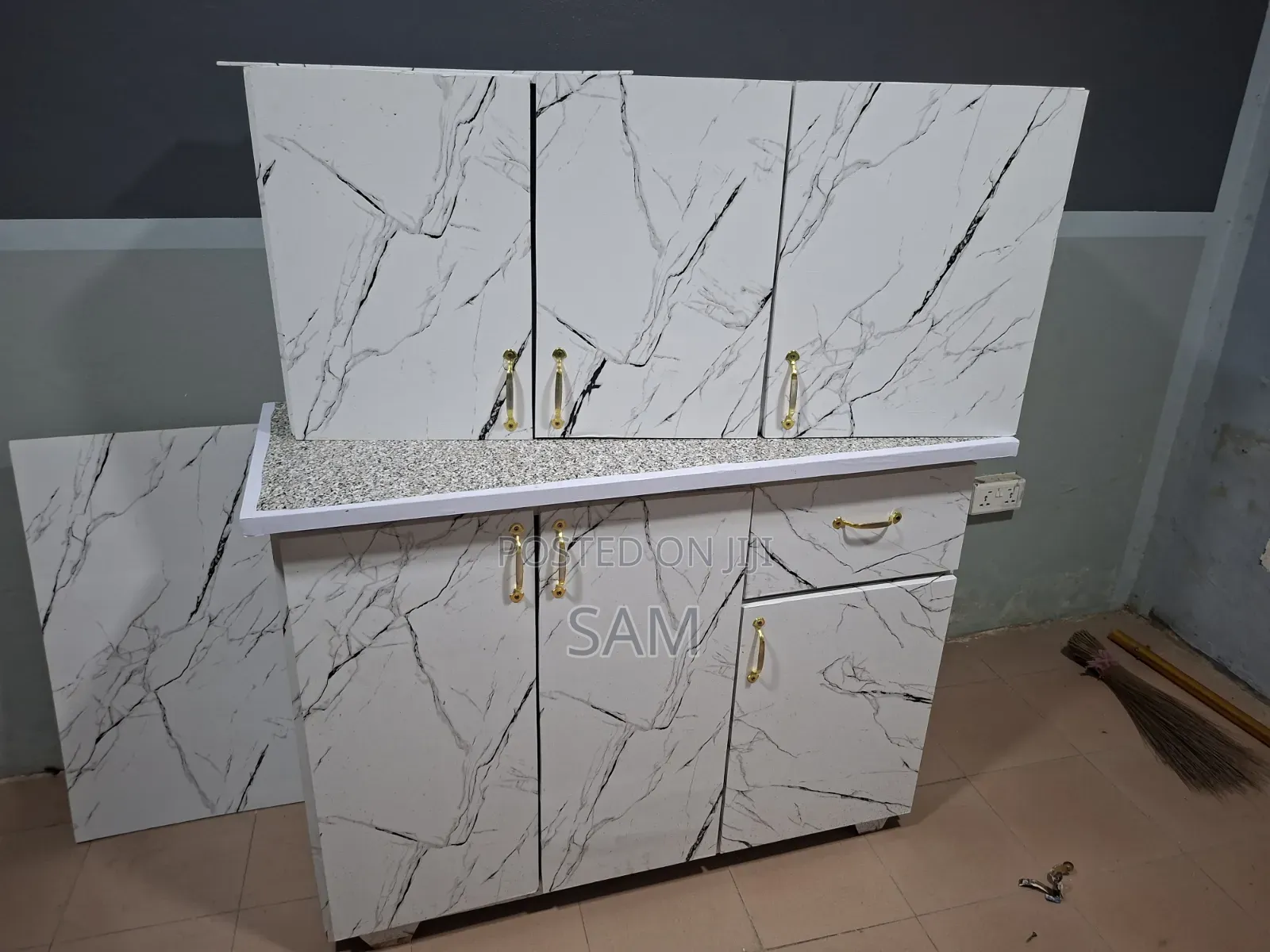 Kitchen Cabinet