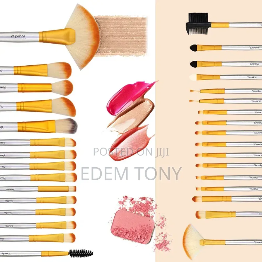 Yuwaku 32-Piece Champagne Professional Makeup Brush Set