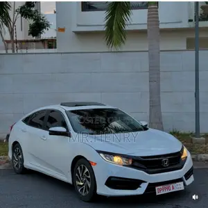 Honda Civic EX Sedan 2018 White