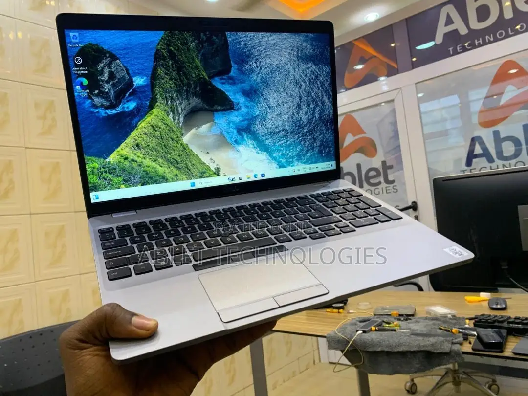 Laptop Dell Latitude 5510 16GB Intel Core i5 SSD 256GB