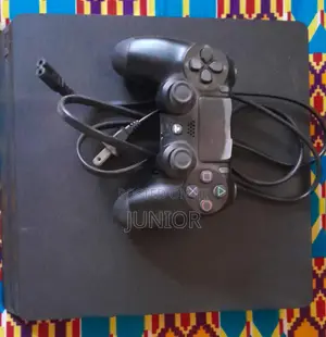 Playstation 4 Slim