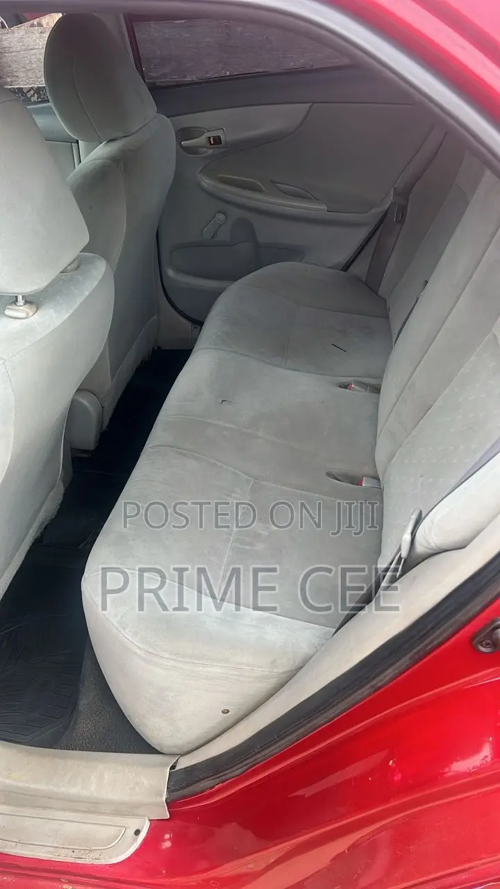Toyota Corolla 2010 Red