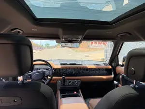 Land Rover Discovery Sport 2024 Gray
