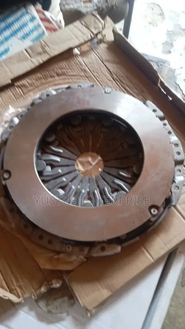 All Types of Clutches and Plate Dual and Manual Brand