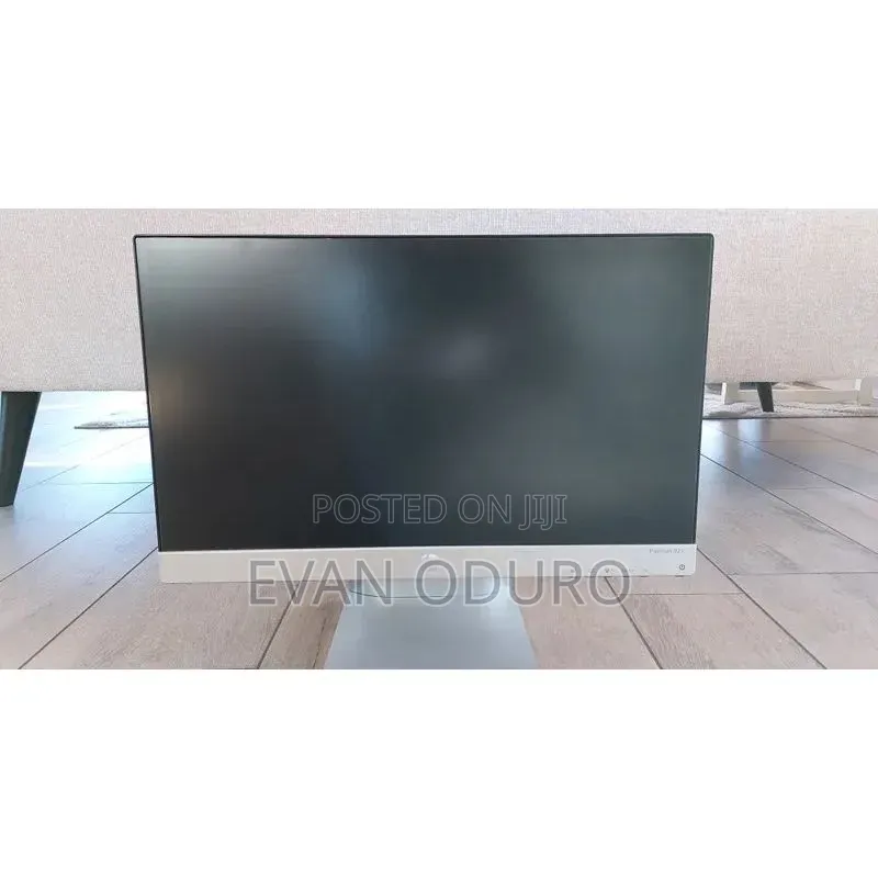 Hp Pavilion Ultra Slim " Ips Led Backlit Monitor
Hdmi/ Dvi/ Vga