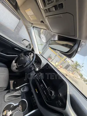 Toyota Highlander XLE AWD 2023 Blue
