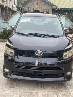 Toyota Voxy 2010 Black