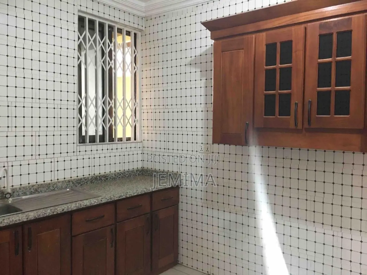 3bdrm Apartment in Appolonia City for rent