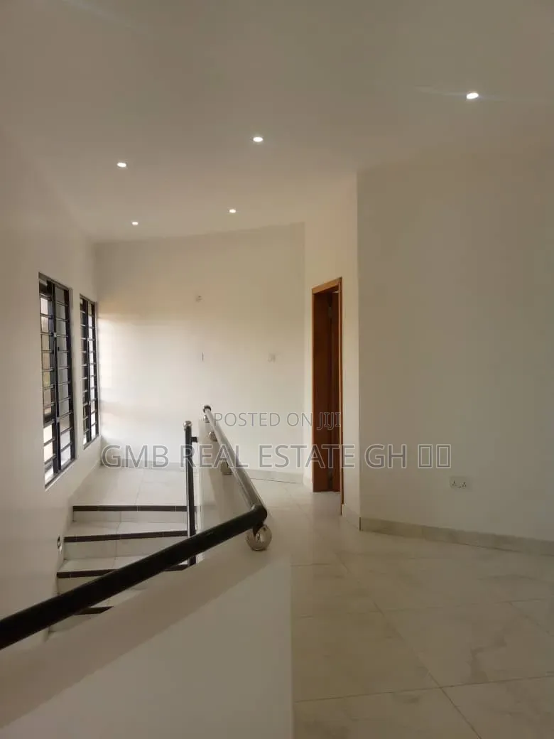 2bdrm House in Cantonment Townhouse, US Embassy Area for rent