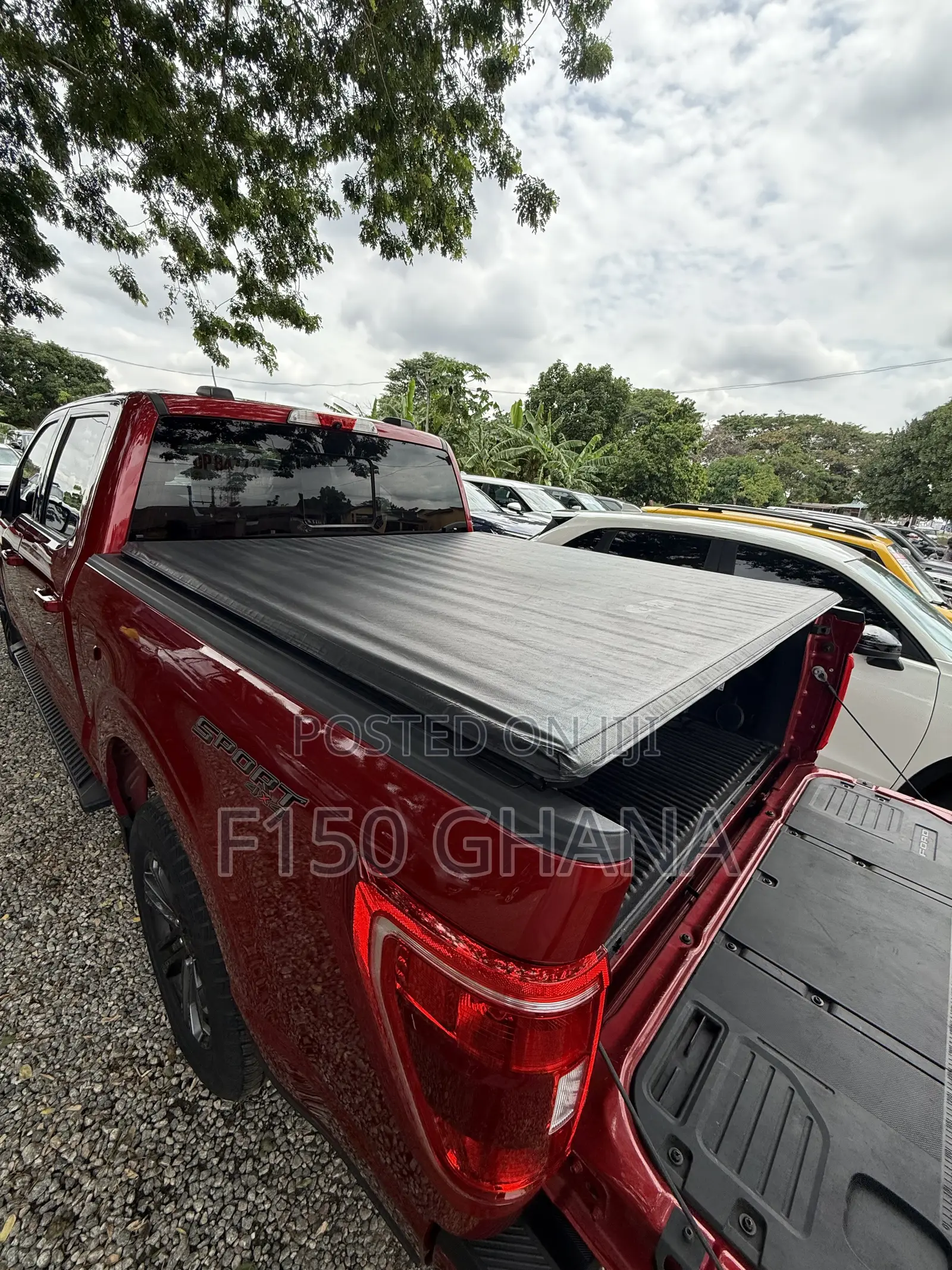Ford F-150 2021 Red
