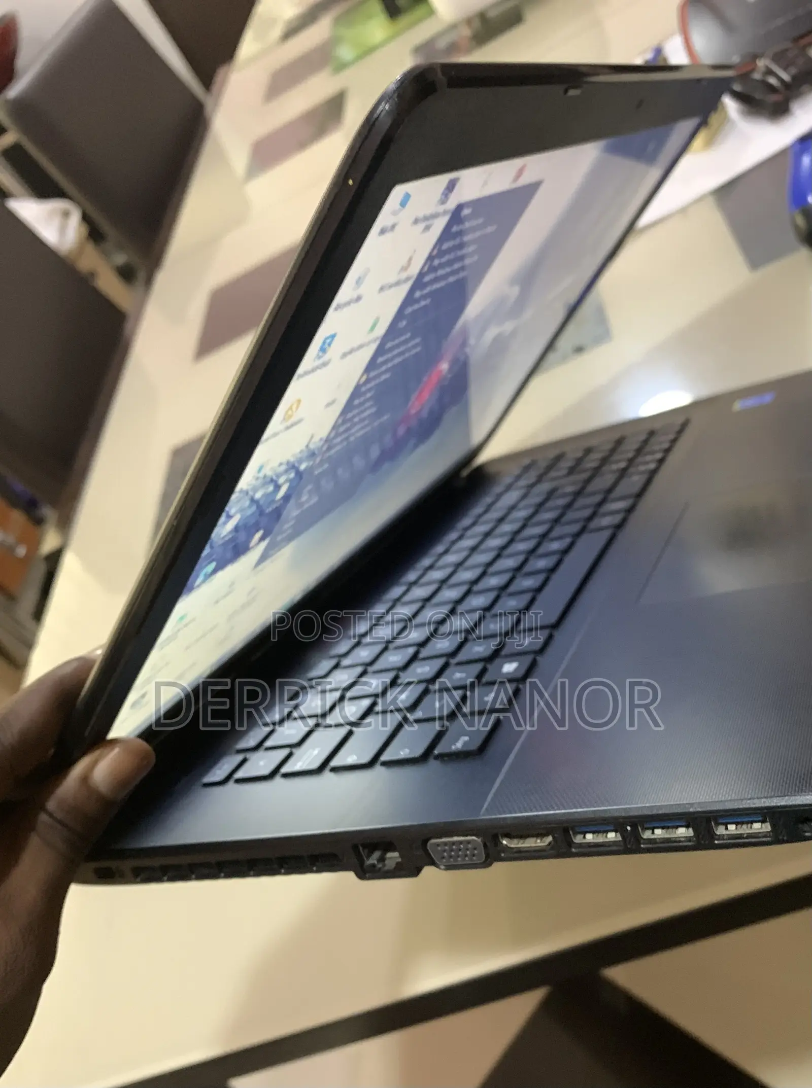 Laptop HP 655 8GB Intel Core i3 HDD+SSD 512GB